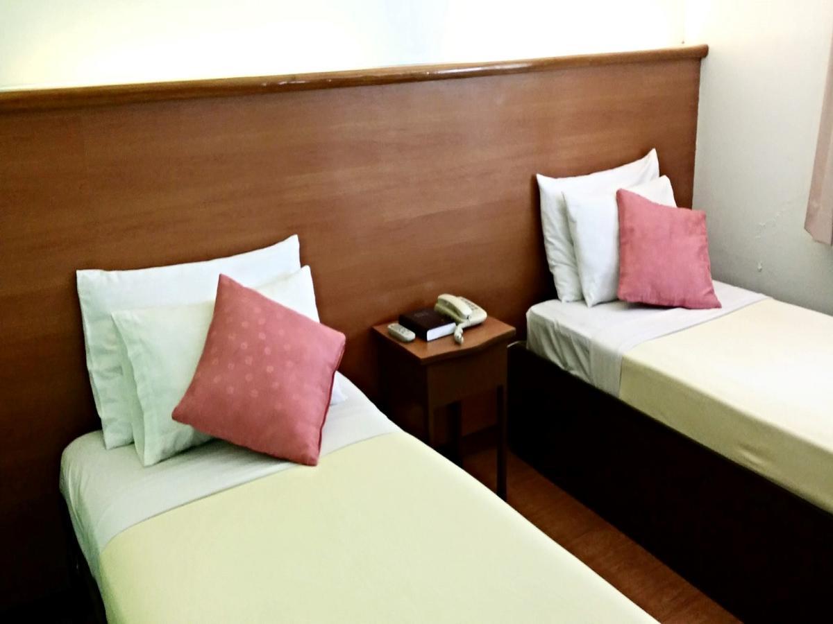 La Parilla Hotel Cabanatuan City Εξωτερικό φωτογραφία